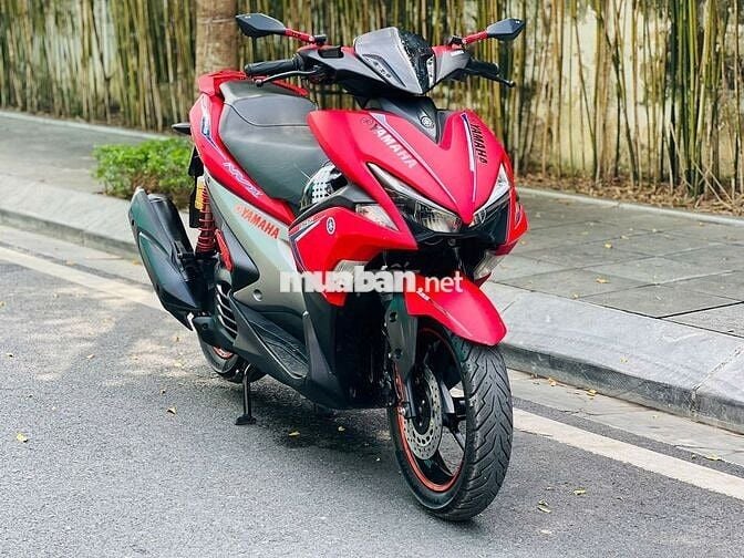 YAMAHA NVX 155 PHANH ABS ĐỎ SẦN CHÍNH CHỦ