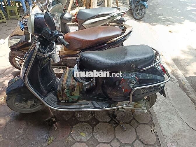 Cần Bán Gấp Vespa LX 125  - Biển Hà Nội.