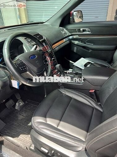 Ford Explorer 2019 2.3L Ecoboost - 80000 km