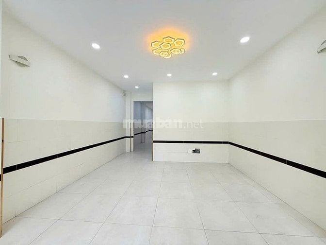 HIẾM! BÁN MẶT TIỀN 4 TẦNG ĐƯỜNG SỐ KHU CƯ XÁ CHU VĂN AN 