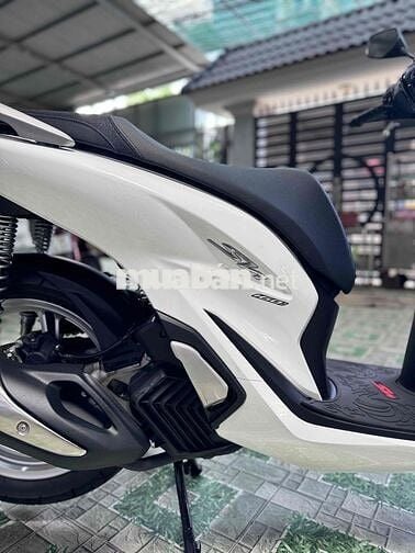 SH 160 ABS Trắng Đen 2025 odo 979km