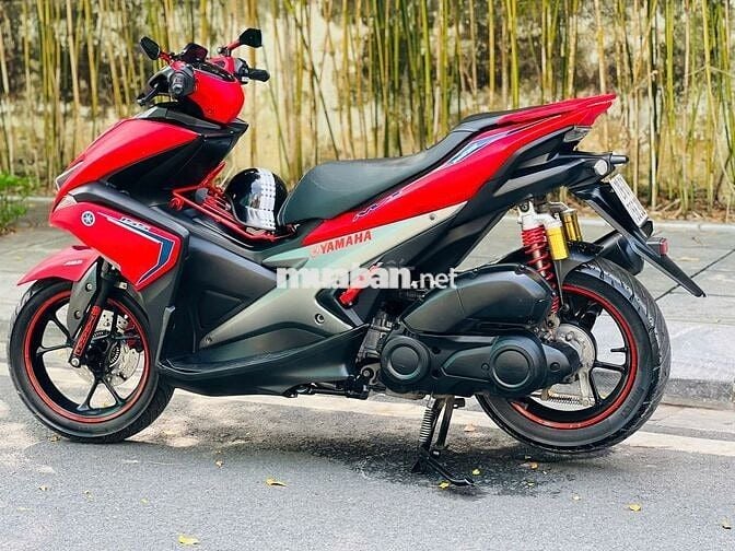 YAMAHA NVX 155 PHANH ABS ĐỎ SẦN CHÍNH CHỦ