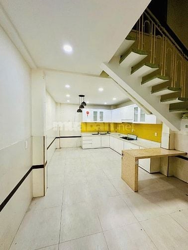 HIẾM! BÁN MẶT TIỀN 4 TẦNG ĐƯỜNG SỐ KHU CƯ XÁ CHU VĂN AN 
