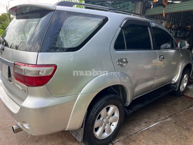Fortuner 209 máy dầu , rất thích hợp cho gd và chạy dịch vụ