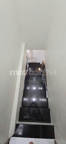 bán nhà hiệp thành q12 1 trệt 1 lầu 35m2 giá 2.95 tỷ sổ hồng chính chủ