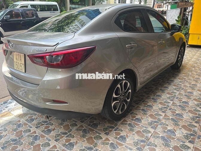 Mazda 2 2016  1.5 AT Sedan - 90000 km