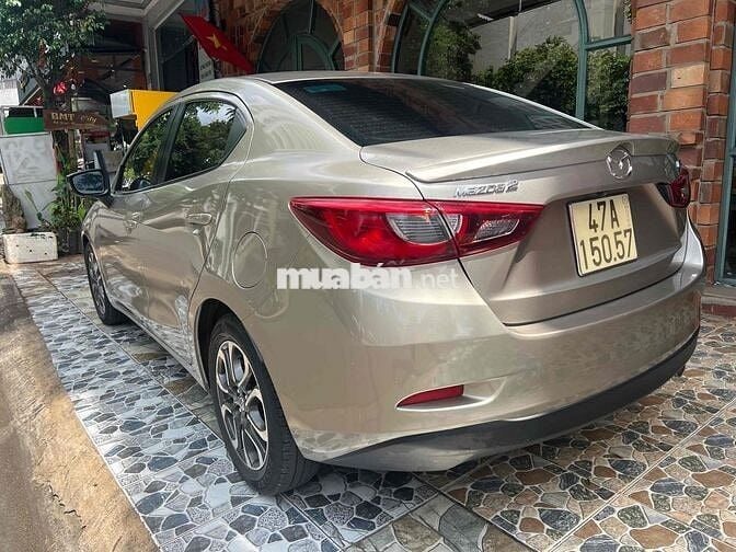 Mazda 2 2016  1.5 AT Sedan - 90000 km
