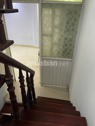 Cho thuê hoặc bán nhà đường Lê Thị Riêng, Quận 1