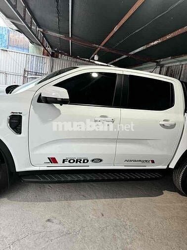 Ford Ranger 2024 XLS 2.0L 4x2 AT - 13000 km