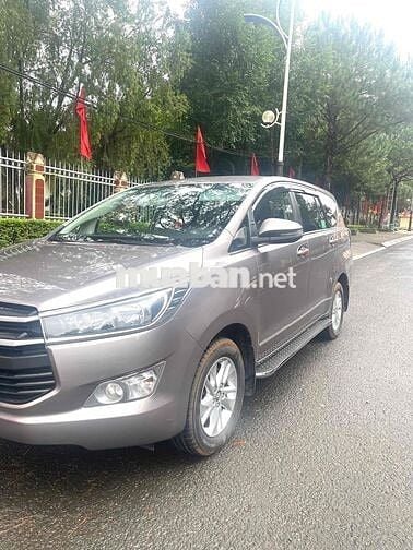 Toyota Innova 2019 2.0E - 80000 km