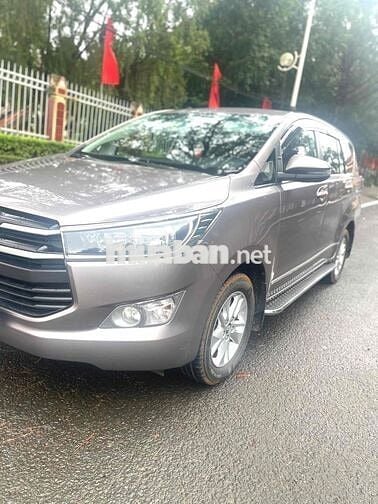 Toyota Innova 2019 2.0E - 80000 km