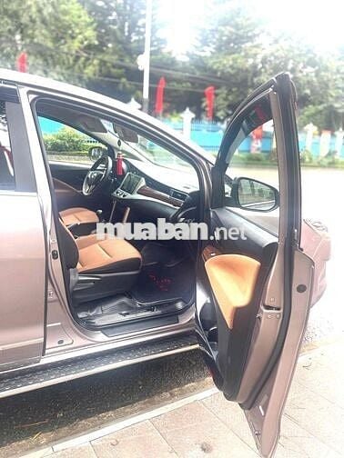 Toyota Innova 2019 2.0E - 80000 km
