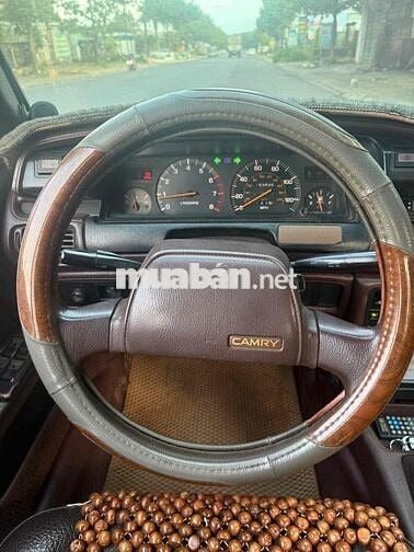 Toyota Camry 1989 MT 100000 km