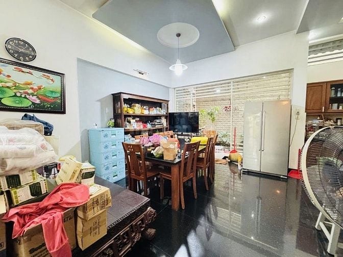 Biệt thự đẹp khu VIP sân bay Hoàng Hoa Thám, 150m2 4 Tầng đường 8m  