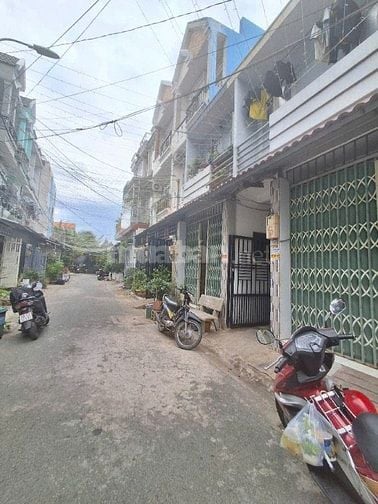 Gần cầu Phước Long, Nhà Trọ 02 Tầng 7,3x11m