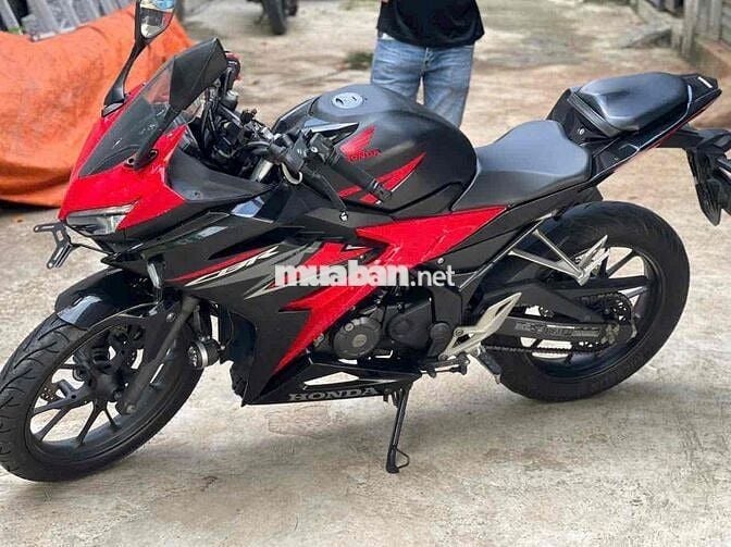 cần bán cbr150 xe nhà sử dụng chính chủ công chứng