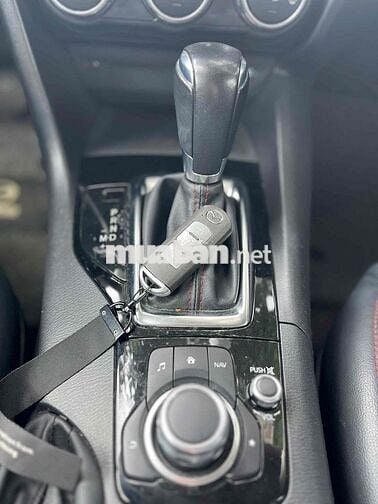 Mazda 3 2015 1.5 AT Sedan zin