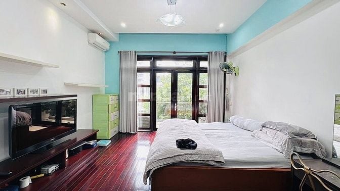 Biệt thự đẹp khu VIP sân bay Hoàng Hoa Thám, 150m2 4 Tầng đường 8m  