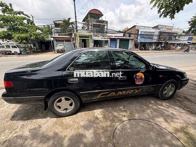 Toyota Camry 1999 - 258000 km