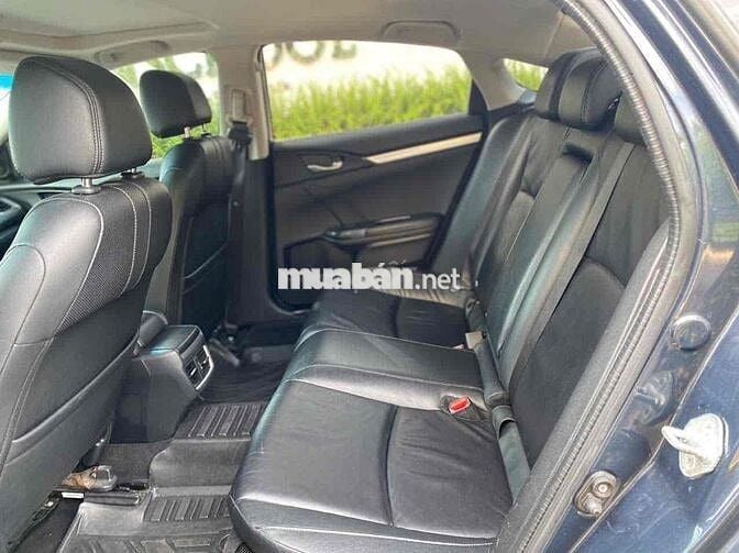 Bán xe Honda Civic bản cao cấp 1.5 turbo RS