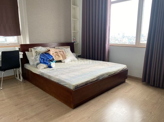 Cho thuê căn hộ chung cư Ngô Gia Tự, Q10,  83m2, 2pn, 2wc, 12tr