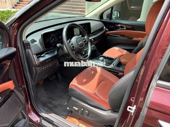 Kia Carnival 2022 Signature dầu, xe công ty XHĐ