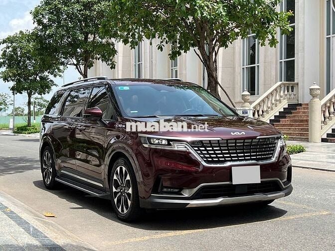 Kia Carnival 2022 Signature dầu, xe công ty XHĐ