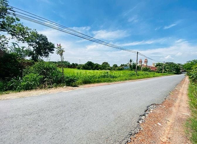 Nhượng lại lô đất 332m2 giá 450 Triệu( đất ODT) chợ Lộc Hưng Trảng Bàn