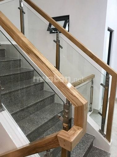 Bán nhà MT Nguyễn Thái Học, Q.1. 4x16m. Trệt 3L. Giá 52 tỷ