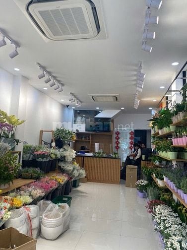Bán nhà MT Nguyễn Thái Học, Q.1. 4x16m. Trệt 3L. Giá 52 tỷ