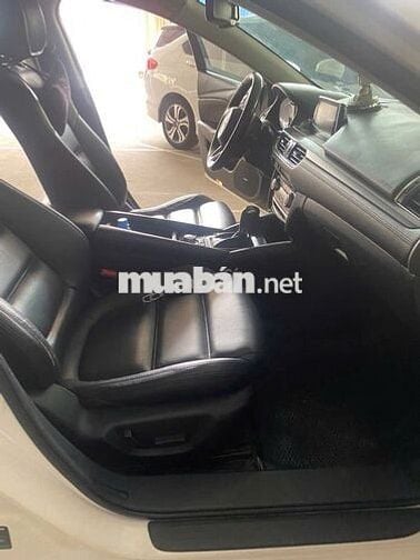 Mazda 3 2018 1.5 AT Sedan - 74999 km