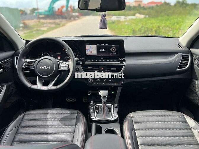 Kia Seltos 2024 1.5 Turbo GT-Line - 18000 km