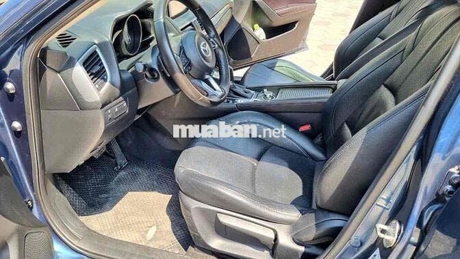 Mazda 3 2018 1.5 AT Sedan - 80000 km