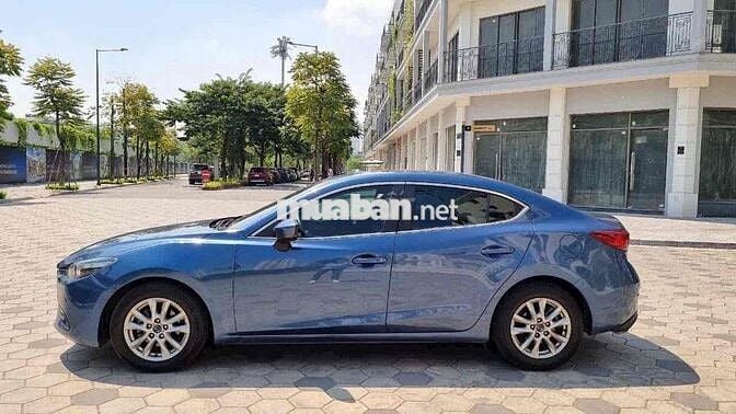 Mazda 3 2018 1.5 AT Sedan - 80000 km