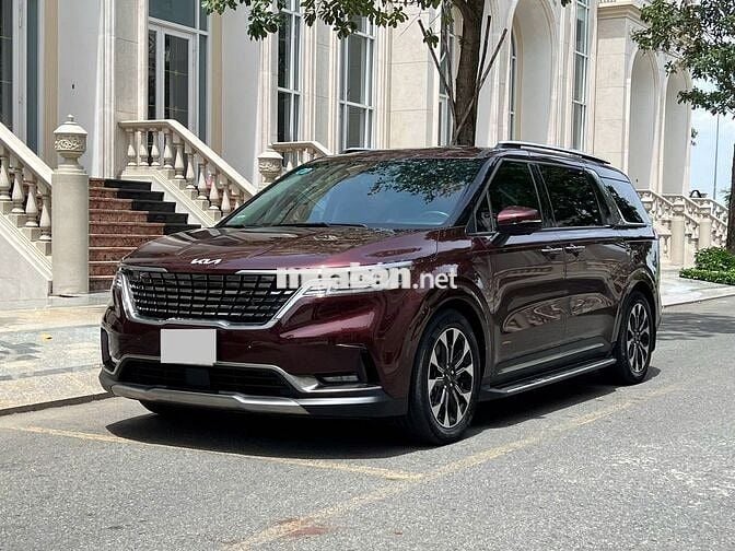 Kia Carnival 2022 Signature dầu, xe công ty XHĐ