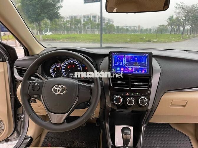 Toyota Vios E 1.5CVT 2022 màu xám bạc