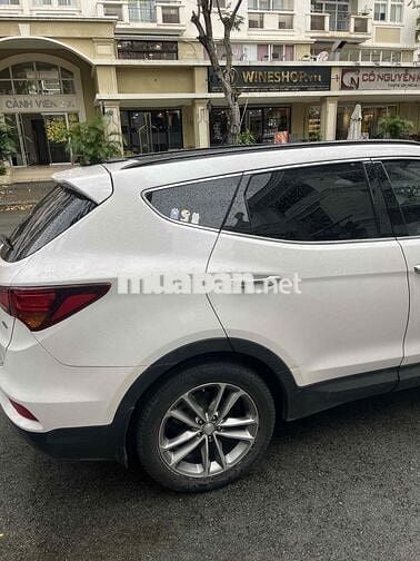 Hyundai Santa Fe 2017 2.4 AT 4 WD - 96000 km