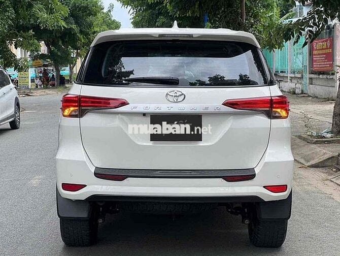 Toyota Fortuner 2021 2.4MT 4x2 - 42000 km
