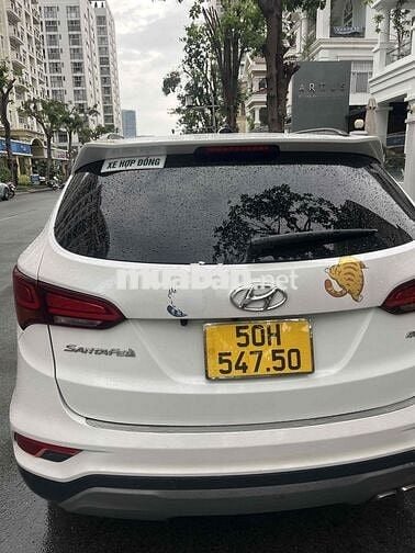 Hyundai Santa Fe 2017 2.4 AT 4 WD - 96000 km