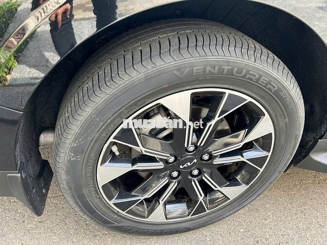 Kia Carnival 2022 2.2D Premium 8 chỗ, vay NH 70%