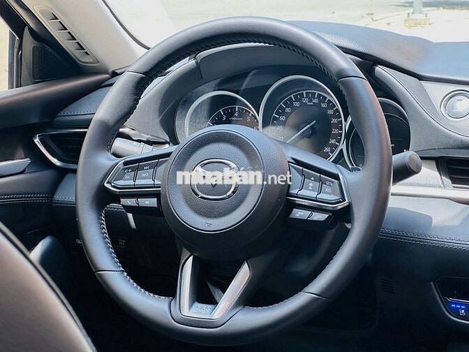 Mazda 6 2021 2.0 Premium, full lịch sử,có bảo hành