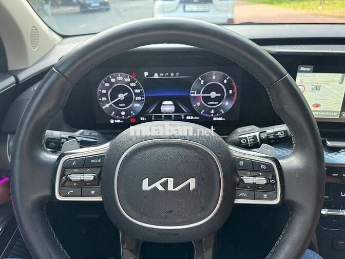 Kia carnival 2.2D- 36000 km