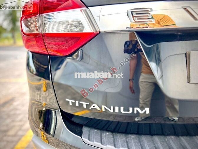 Ford Everest Titanium 2.0L 4x2 AT 2022 - 985 Triệu