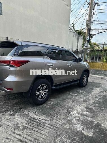 Toyota Fortuner 2020 2.4AT 4x2  - 100000 km
