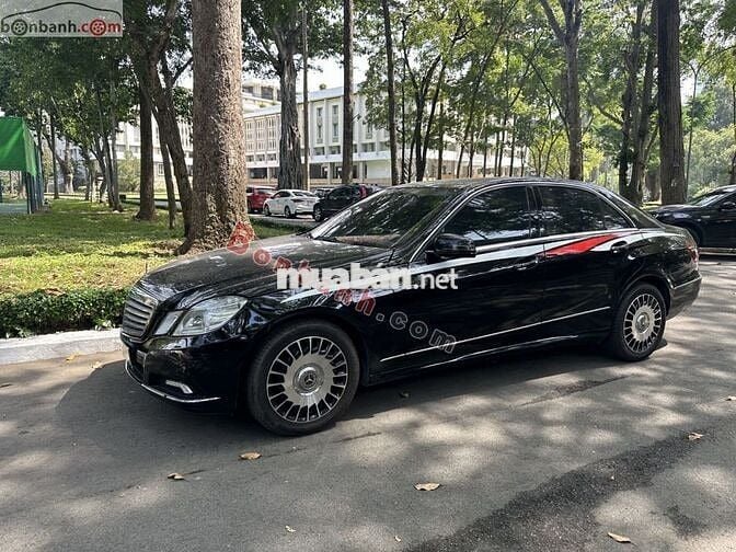 Mercedes Benz E class E300 2010 - 355 Triệu