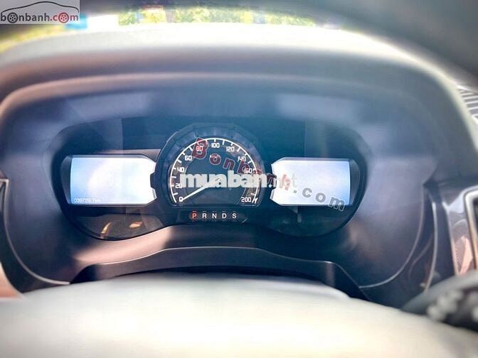Ford Everest Titanium 2.0L 4x2 AT 2022 - 985 Triệu