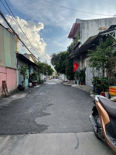 Cần Cho Thuê Xưởng 280m² - Hỗ Trợ Đa Ngành, Giao Thông Thuận Lợi!