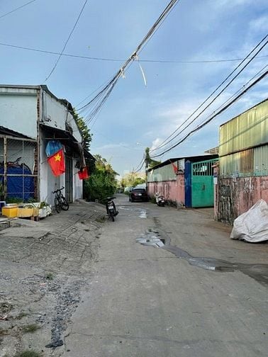 Cần Cho Thuê Xưởng 280m² - Hỗ Trợ Đa Ngành, Giao Thông Thuận Lợi!