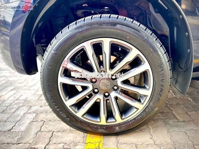 Ford Everest Titanium 2.0L 4x2 AT 2022 - 975 Triệu