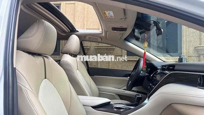 TOYOTA CAMRY 2.5Q 11.000km model 2021 sản xuất 202